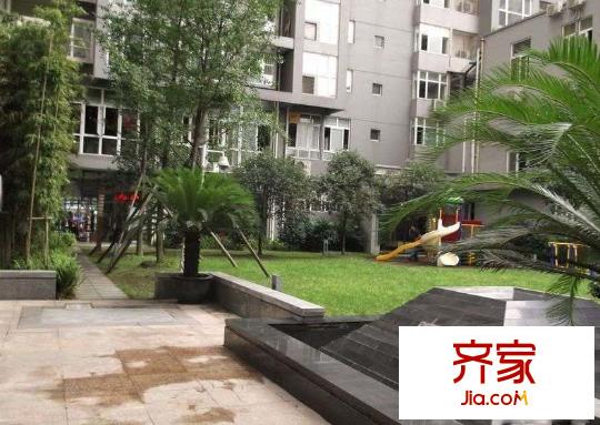上層建筑外景圖