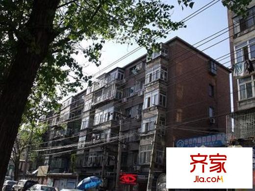 西革新里124号院外景图
