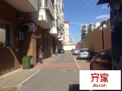 玉带河西街外景图