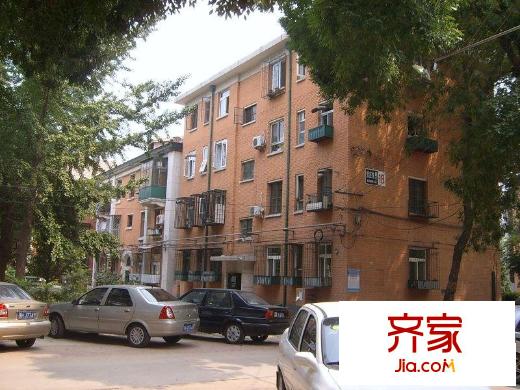 管庄东里外景图