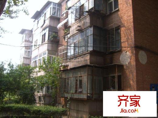 管庄东里外景图