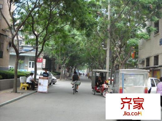 团结湖北三条外景图
