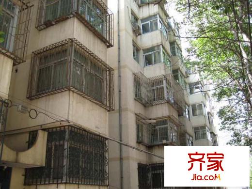 华威西里外景图