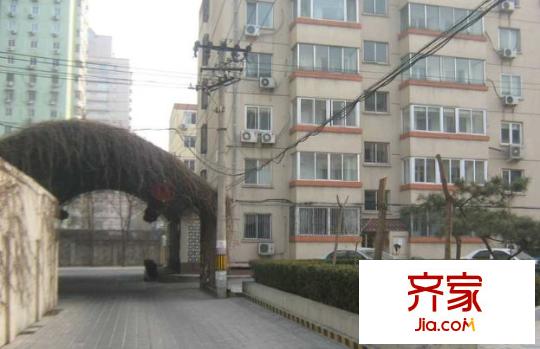 成苑公寓外景图