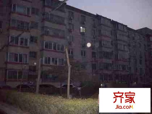成苑公寓外景图