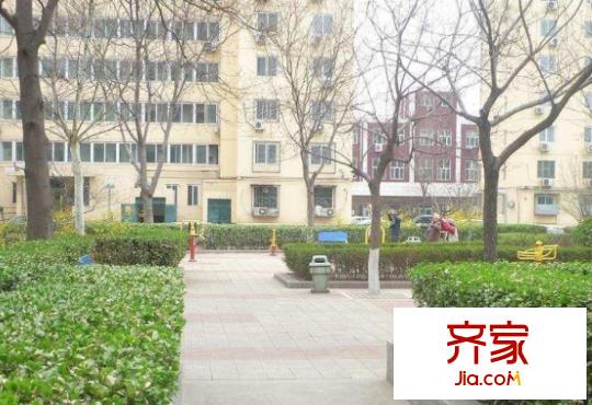 西三环北路105号院外景图