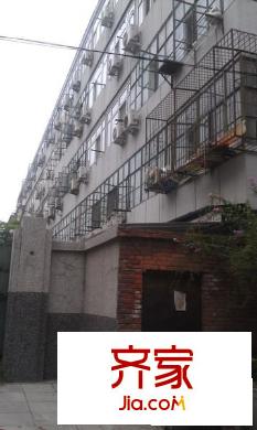 安德东里外景图