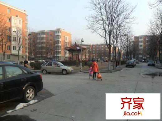 石园东苑外景图