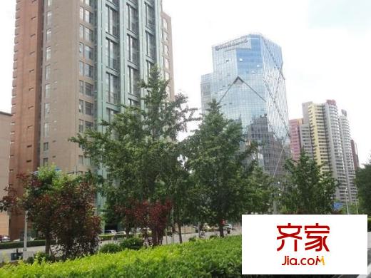 和乔丽致外景图