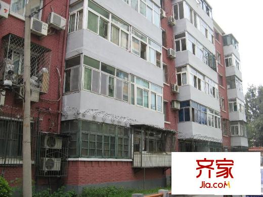 花园北路32号院外景图楼体全景