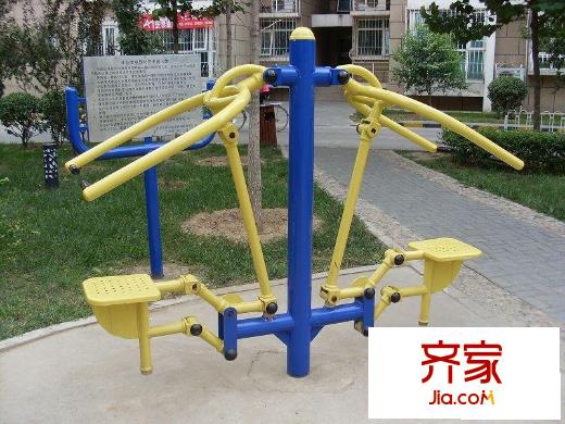 左家庄西街外景图健身器