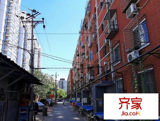 海户西里31号院外景图