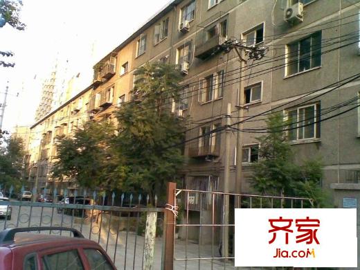 建国里小区外景图