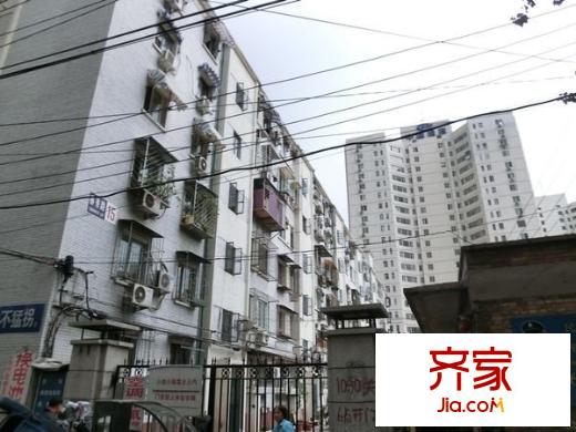 春秀路小区外景图