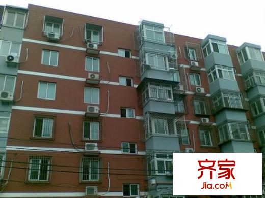中建一局宿舍外景图
