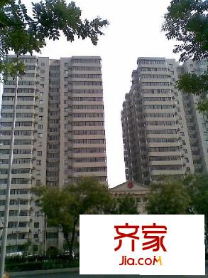 国贸世纪公寓外景图