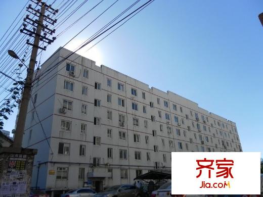 化工大学家属楼外景图