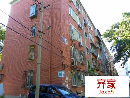 化工大学家属楼外景图