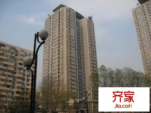 顺四条37号院外景图1
