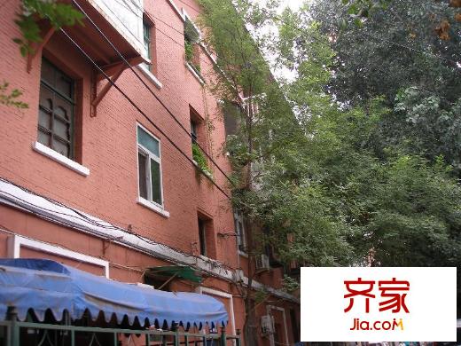 北緯路52號院外景圖