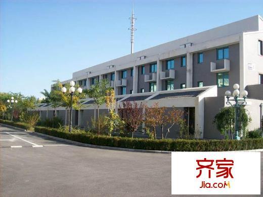 新景别墅外景图
