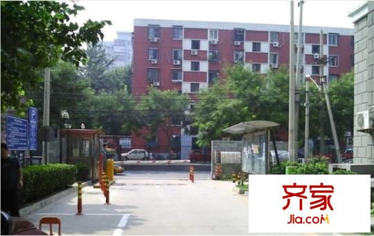 蒲安东里外景图
