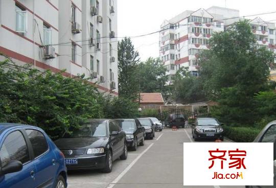 高粱橋斜街外景圖