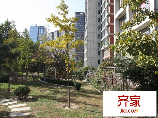朝庭公寓外景图