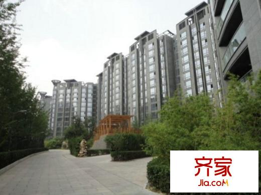 一瓶外景圖陶然?廷 