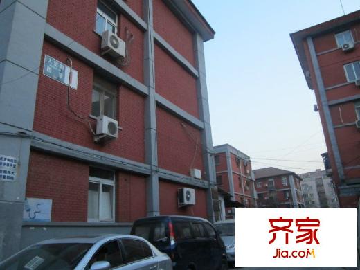 人定湖西里小區(qū)外景圖 