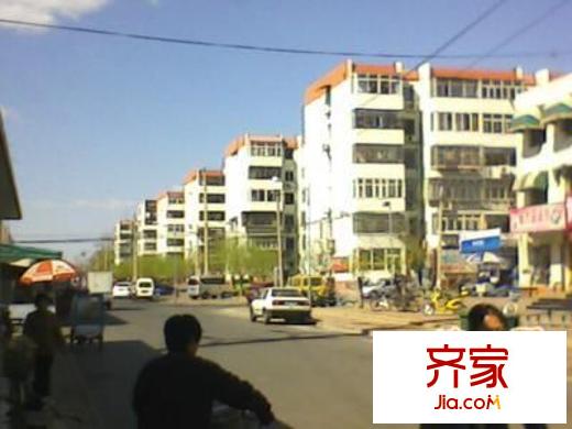 滨河小区外景图