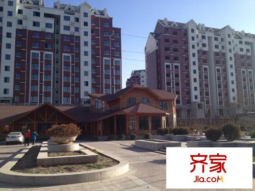 藍(lán)山郡實(shí)景圖小區(qū)樓棟實(shí)景2013.11