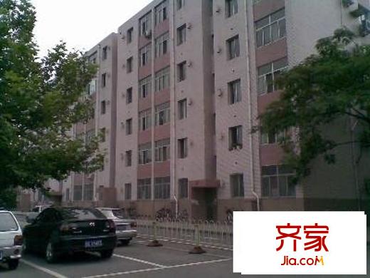 华典家园外景图停车位