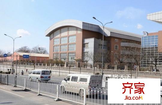 富丰路8号院外景图