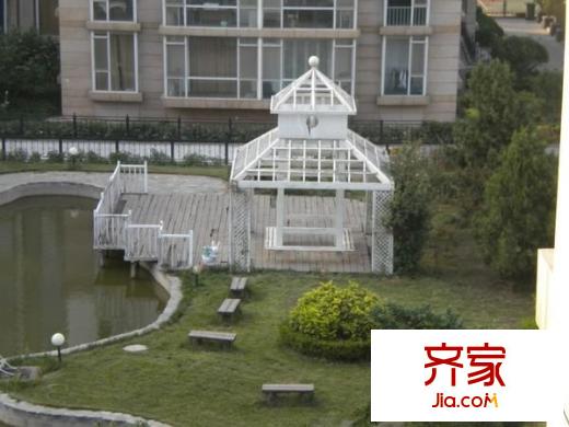 空港米兰花园外景图