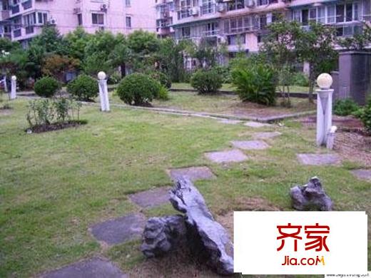 兰坪公寓外景图