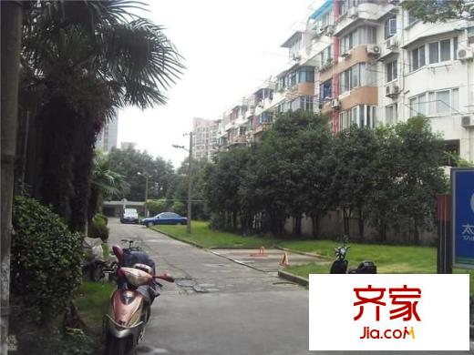 星苑小区外景图