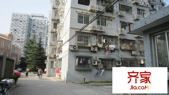 宁定大楼外景图