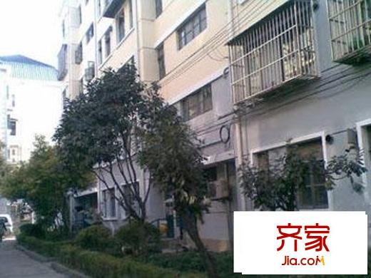 上鋼一村