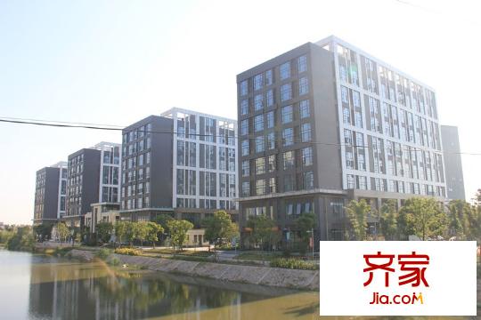 绿地北郊广场外景图12.11