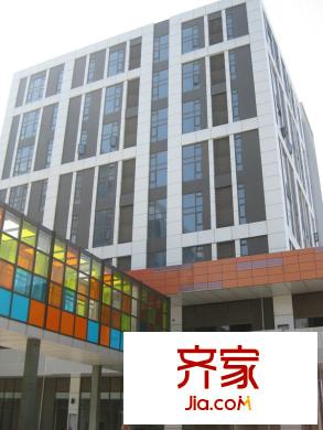绿地北郊广场外景图外立面(2011-03-07)
