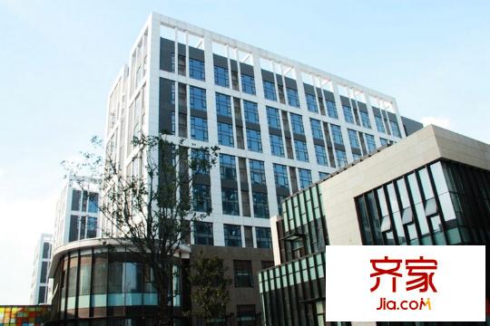 绿地北郊广场实景图(2012.10)