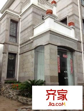 愛(ài)法奧朗新莊園外景圖 