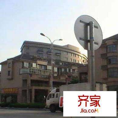 東八公寓