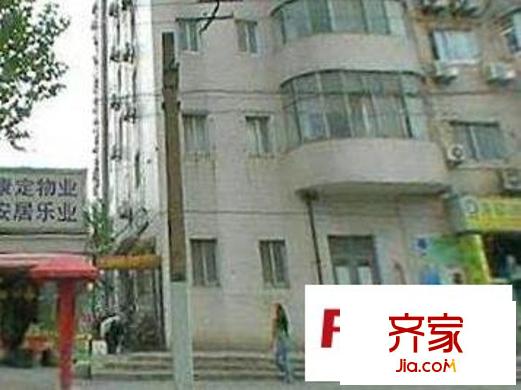 康定大楼外景图