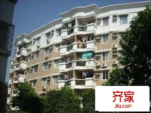 天河云山居外景图