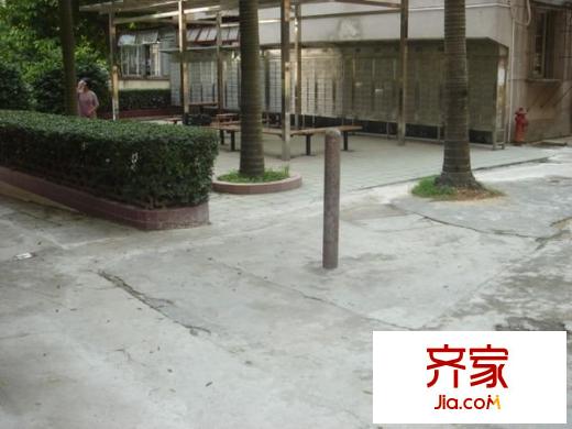 濂泉路小区外景图