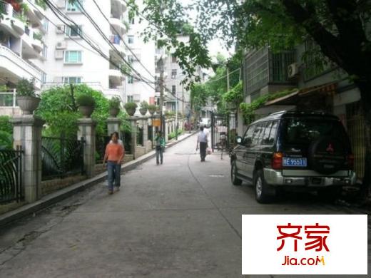 流花路小区外景图