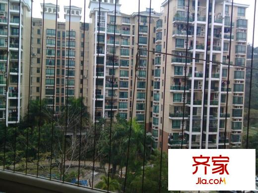 深华业大厦外景图
