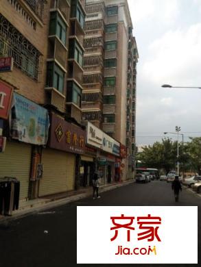 深华业大厦外景图